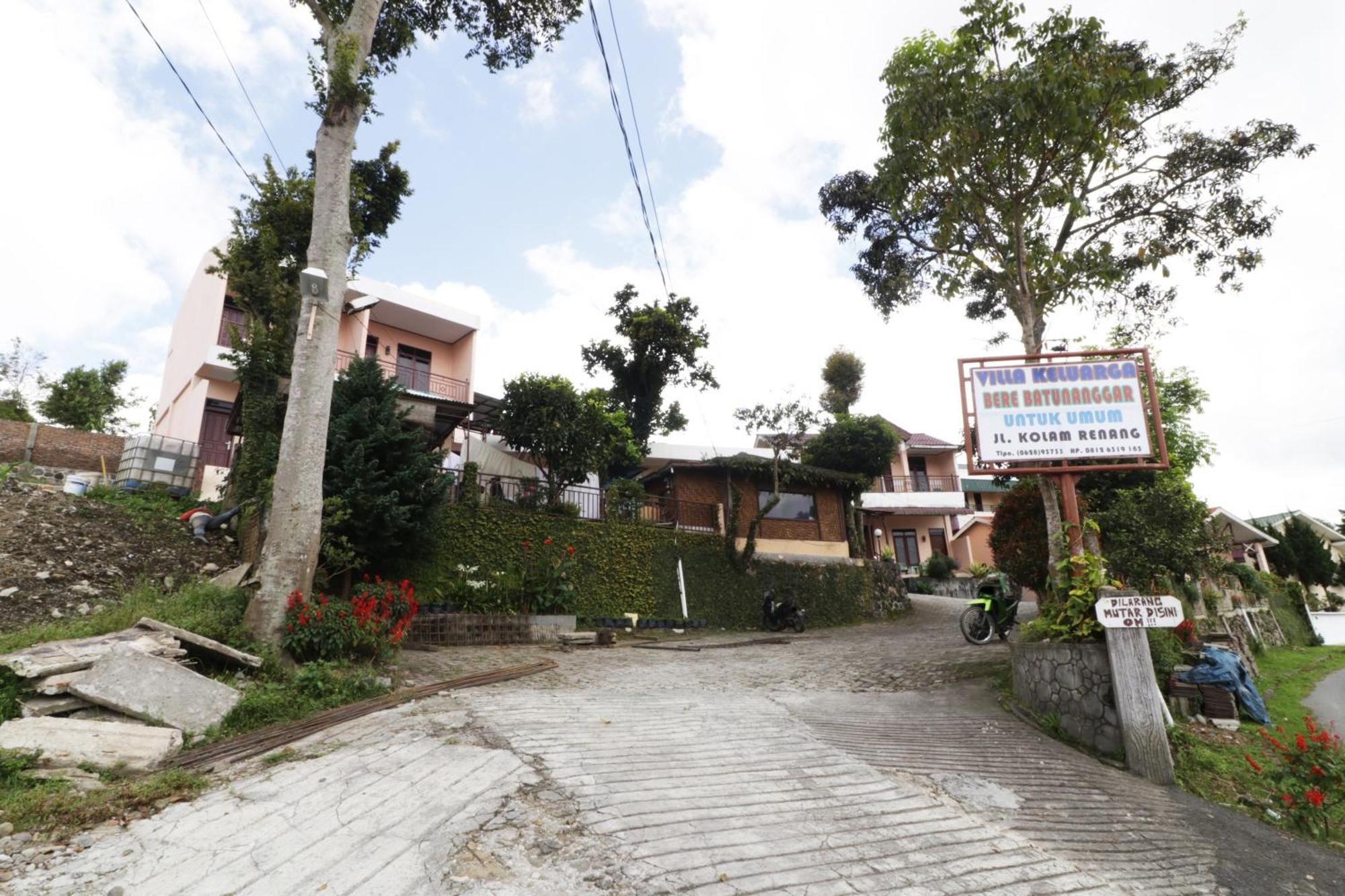 Villa Keluarga Bre Batunanggar Berastagi Kültér fotó